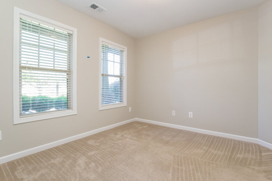Building Photo - 416 Arrowhead Trail