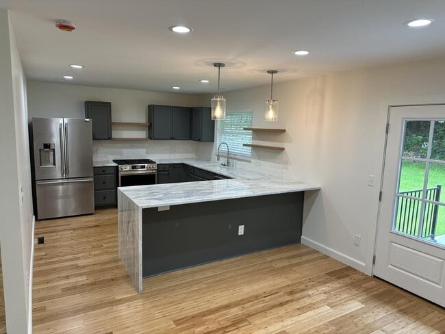 Building Photo - 249 Bluegrass Ave