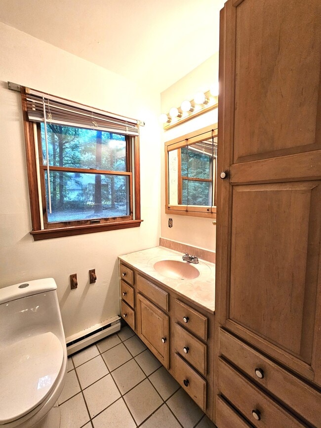 Building Photo - 7535 Carmen Ct