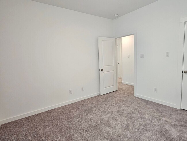 Building Photo - Gorgeous Wolf Ranch 4 Bed /  3 Bath Home!