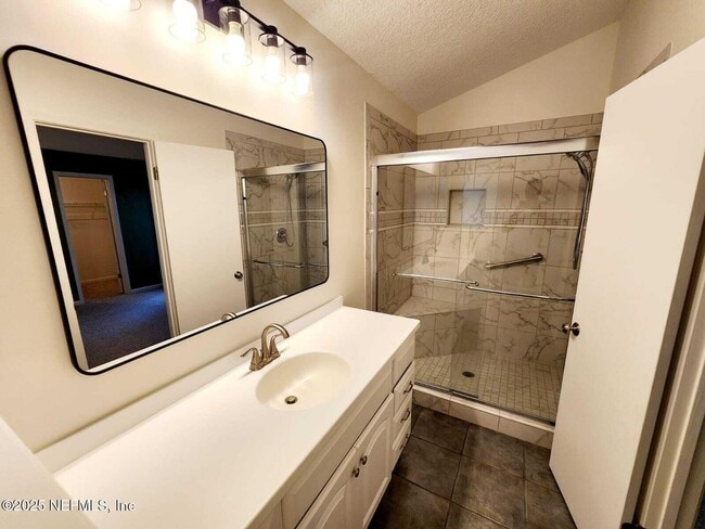 Building Photo - 3910 Karissa Ann Pl E