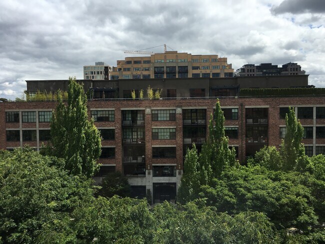 Building Photo - Historic Chown Pella Lofts - east facing studio w/parking/most utilities/rooftop deck
