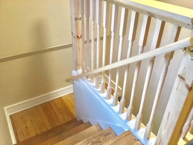 Building Photo - 6111 W St Paul Ave