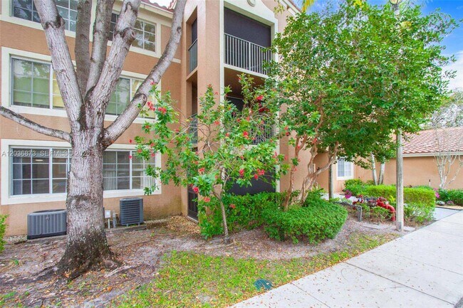 Building Photo - 4824 N State Rd 7