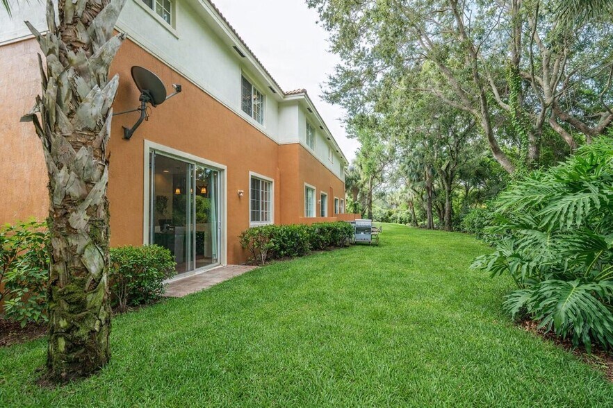 Building Photo - 7221 Briella Dr