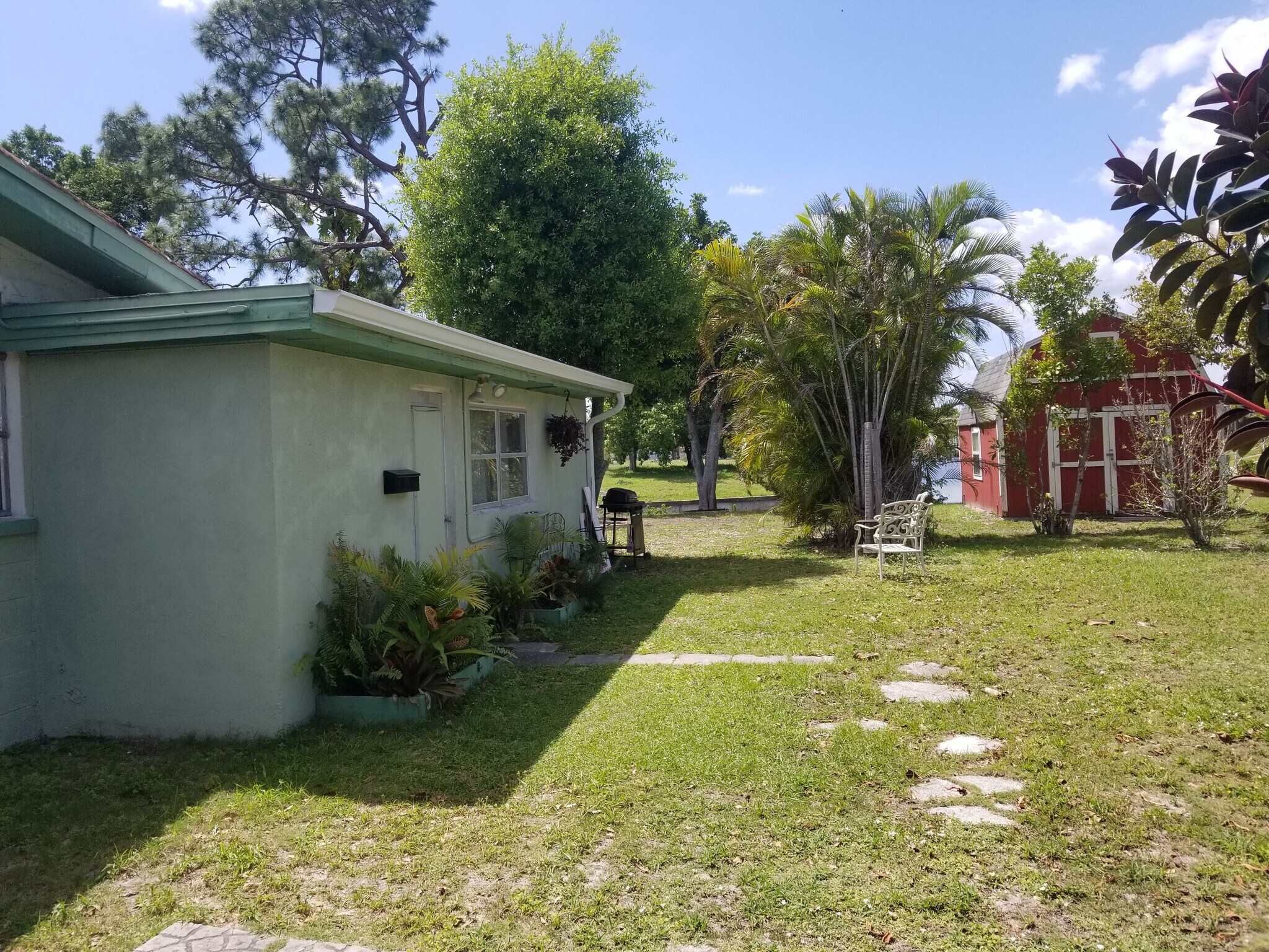 Building Photo - 300 Salem Ave NW