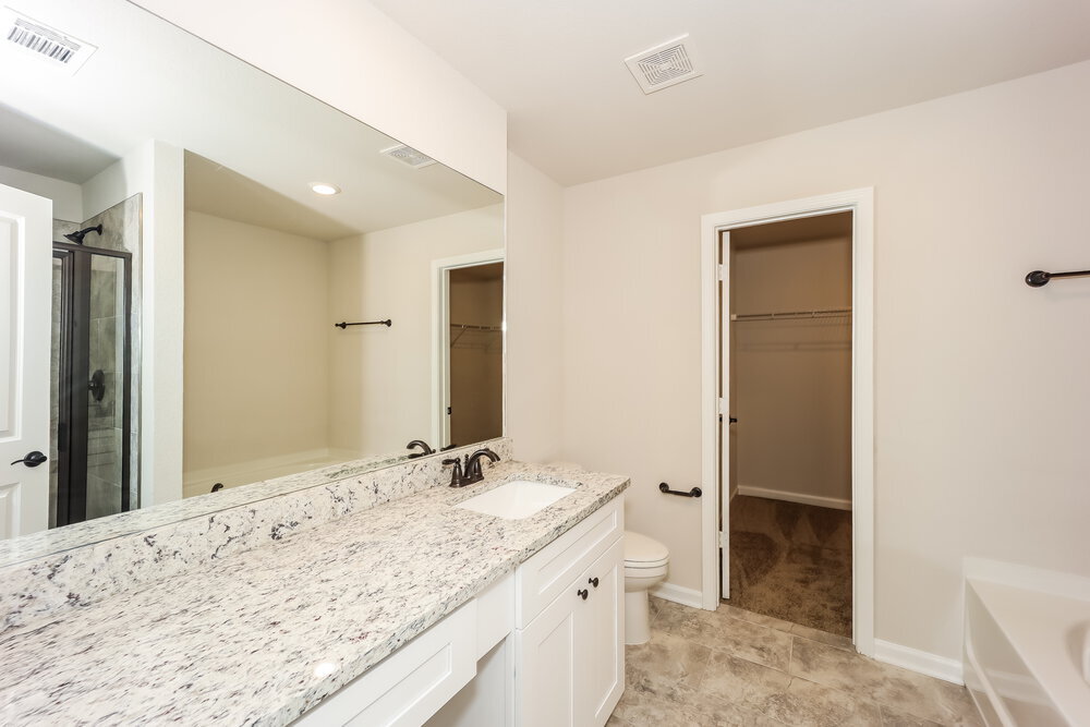Building Photo - 486 Samara Ct