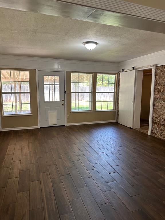 Building Photo - 4050 Brookhollow Dr