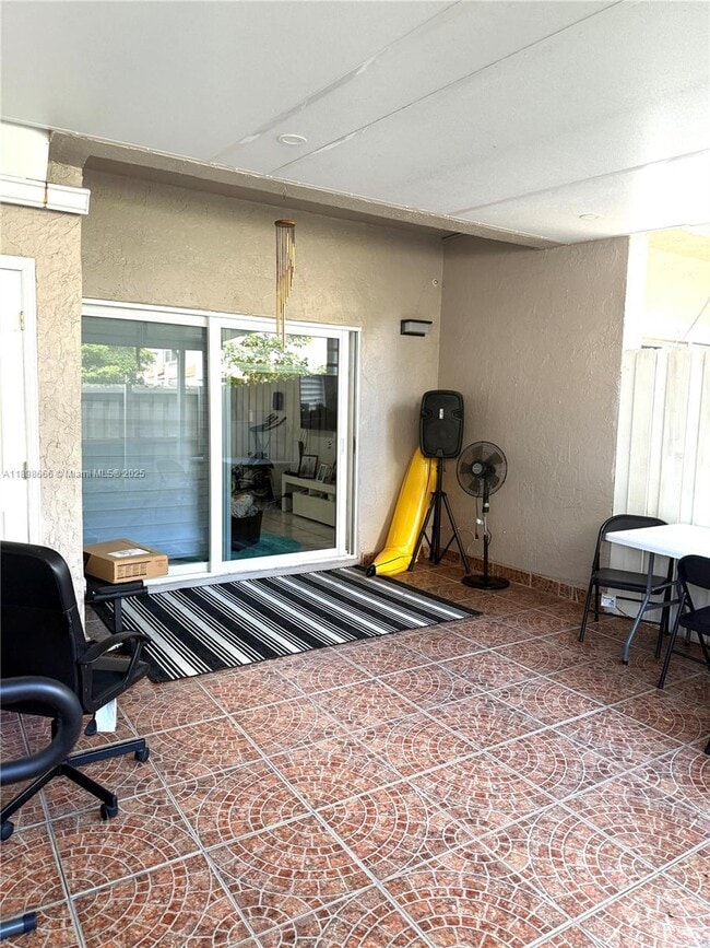 Building Photo - 6489 SW 129th Ave