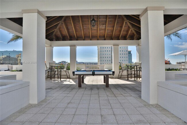 Building Photo - 2000 Salzedo St