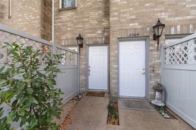 Building Photo - 6000 Reims Rd