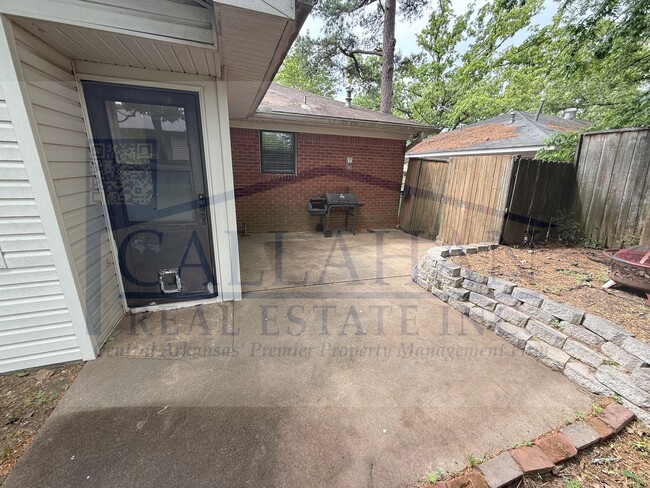 Building Photo - Little Rock 3 Bedroom Home