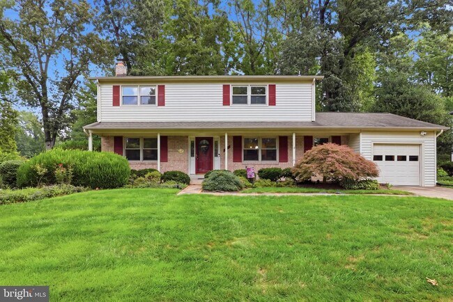 Building Photo - 6605 Grey Fox Dr