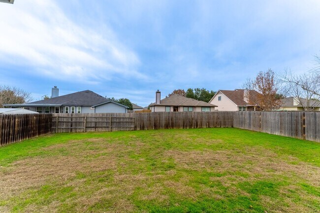 Building Photo - 109 Granite Shoals Dr
