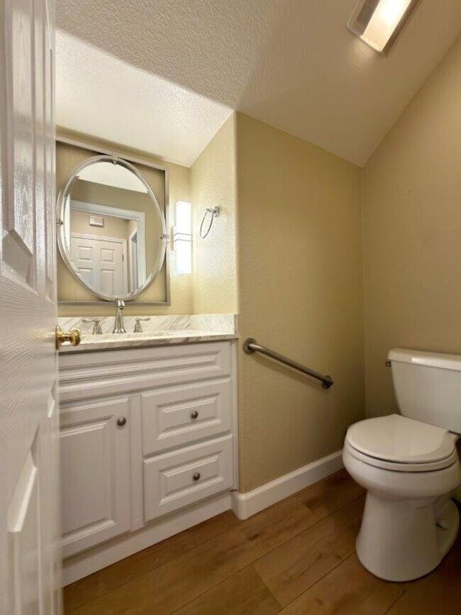 Building Photo - TENTATIVELY RENTED Coveted Napa Yacht Club 3 Bedrooms, 2 1/2 Bathrooms, w/ 1st Level Primary Bedr...