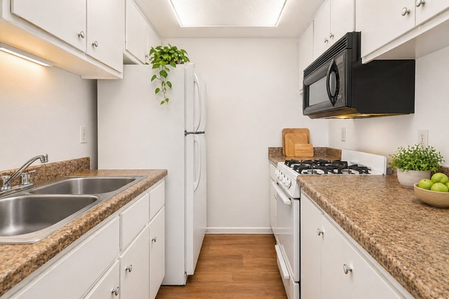 Interior Photo - El Dorado Apartments