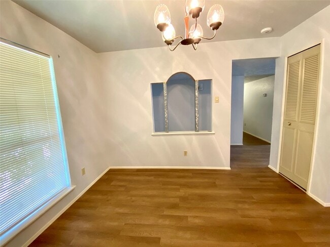 Building Photo - 1428 Big Bend Dr