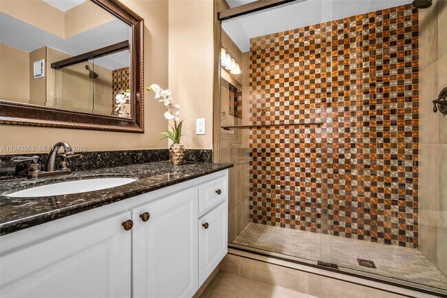 Building Photo - 1500 N Ocean Blvd