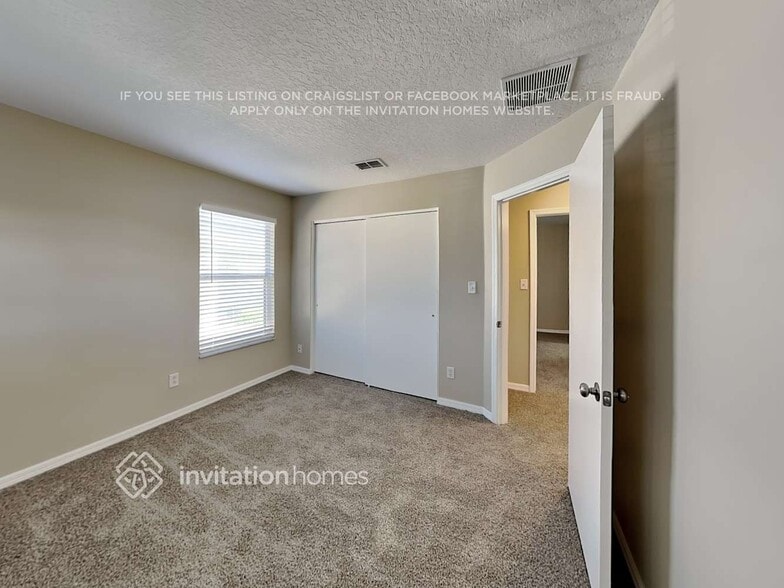Building Photo - 14620 Tullamore Loop
