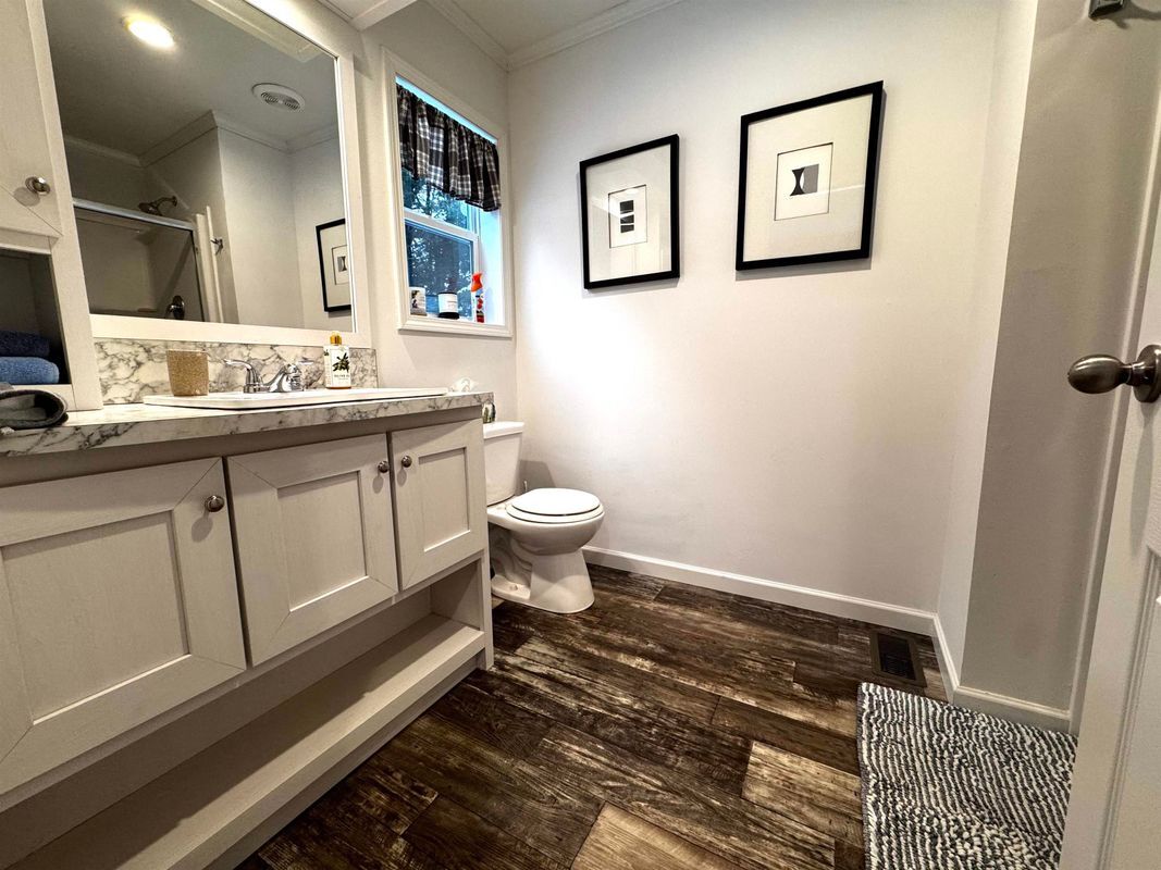 Building Photo - 30 Evergreen