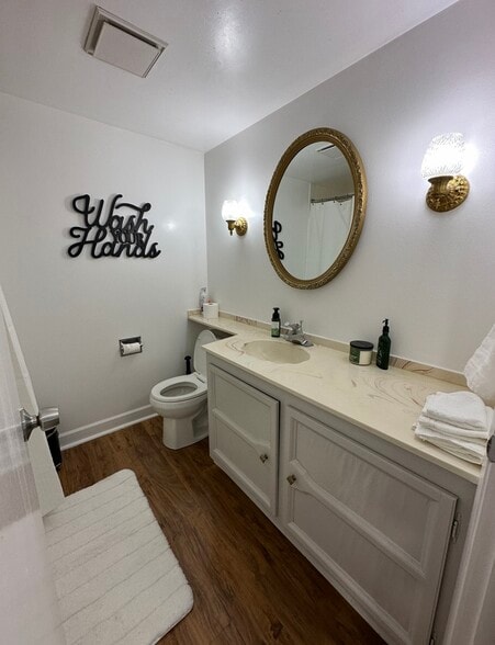 Bathroom - 10635 Loop Rd