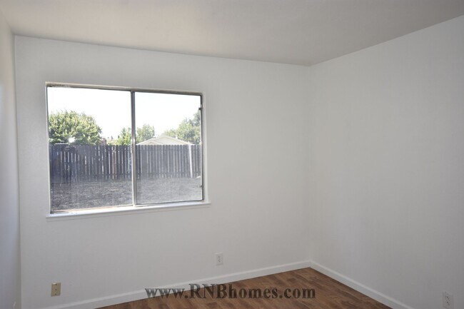 Building Photo - 6847 Red Maple Way