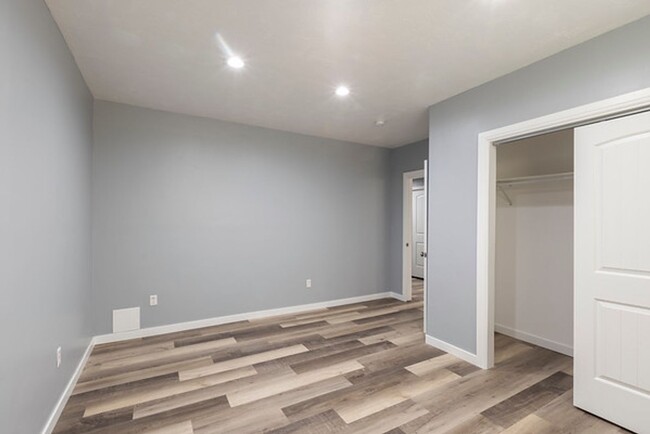 Building Photo - Heber Home