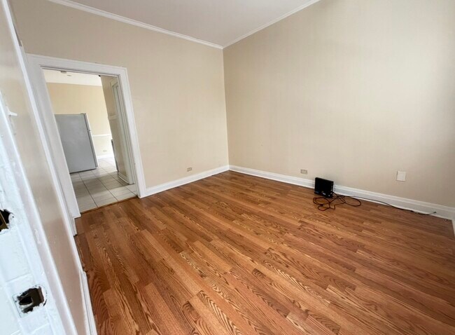 Building Photo - 8353 S Brandon Ave