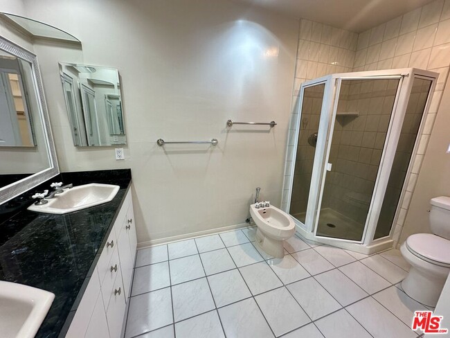 Building Photo - 4214 Lafayette Pl