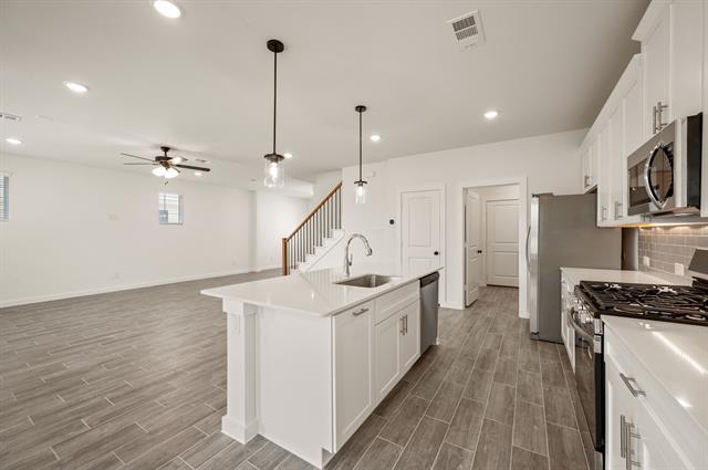 Building Photo - 4534 Hogan's Alley Dr