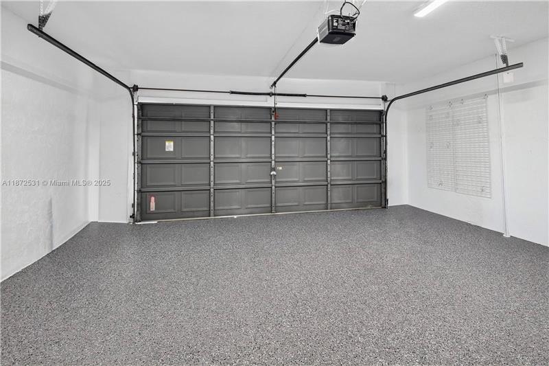 Building Photo - 9581 El Clair Ranch Rd