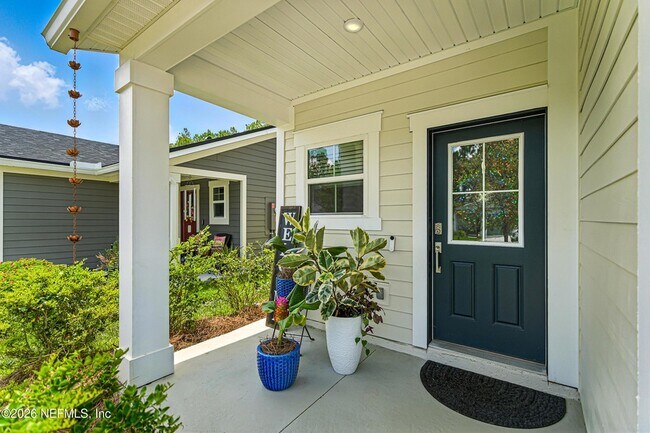 Building Photo - 105 Meadow Creek Dr