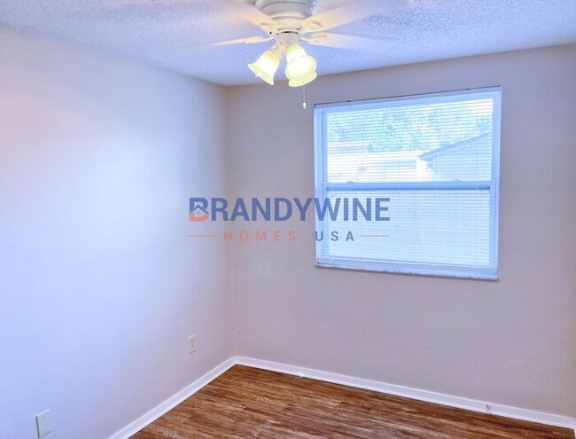 Building Photo - 50% OFF! No Application Fees - Move-in by ...