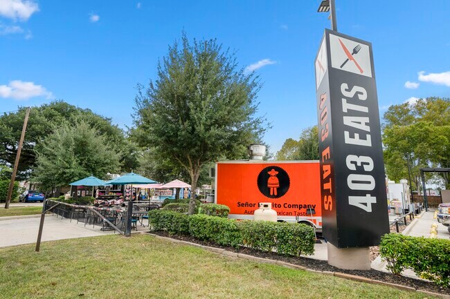 Building Photo - 628 Foster St