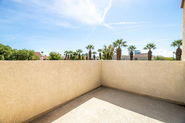 Building Photo - 4360 Gannet Cir