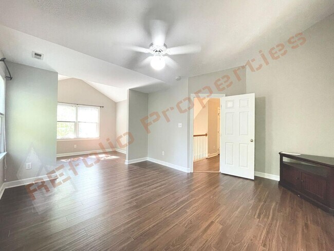 Building Photo - 413 Perry Creek Dr
