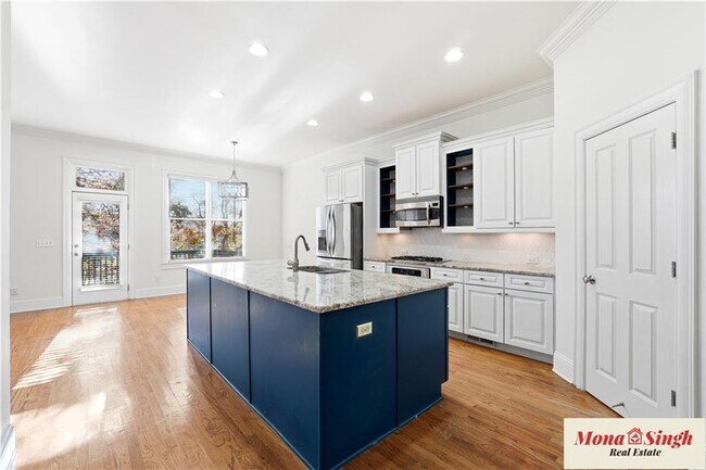 Building Photo - 6961 Fellowship Ln