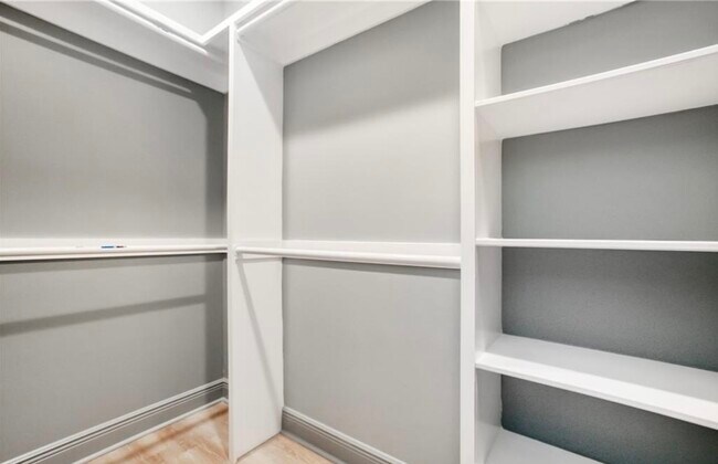 Building Photo - 1362 Harrison Ave