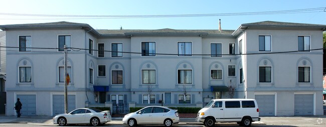 Primary Photo - 845 Euclid Ave