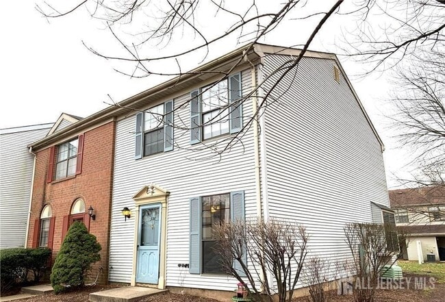 Building Photo - 536 Manchester Ct