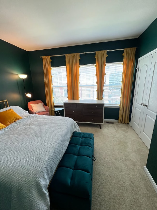 Building Photo - 3728 Foote St NE