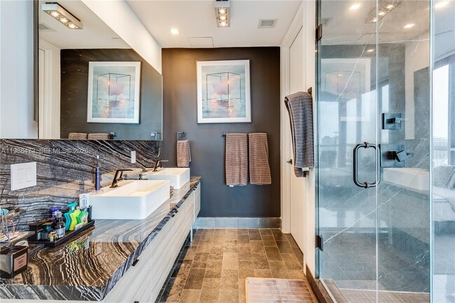 Building Photo - 1100 Biscayne Blvd