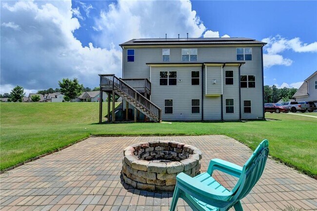 Building Photo - 235 Bella Dr