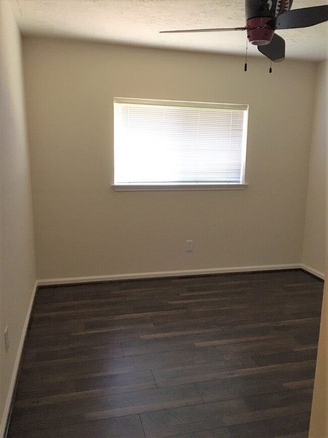Building Photo - 3318 Kempwood Dr
