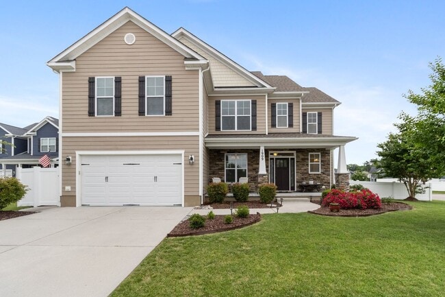Primary Photo - 5 Bedroom 3.5 bath home in Hickory Landing