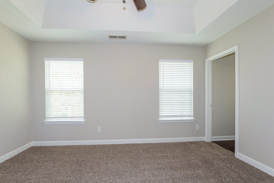 Building Photo - 1003 Korp Rd