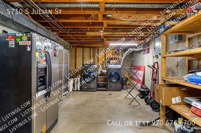 Building Photo - 5710 S Julian St