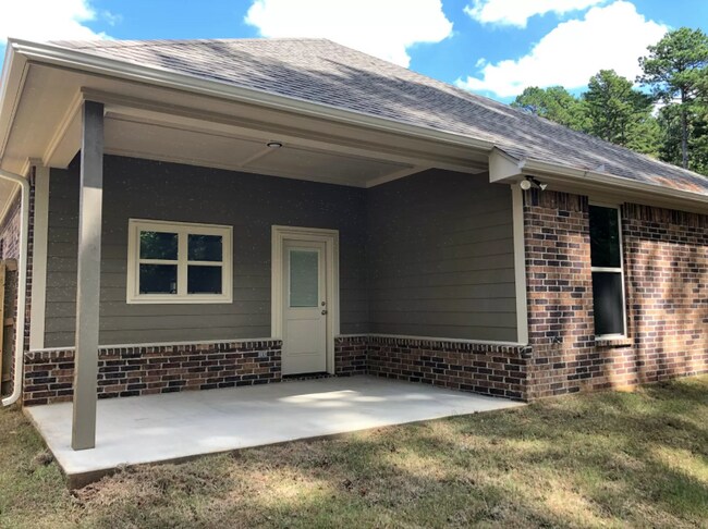 Building Photo - 2911 Meadow Brook Trl