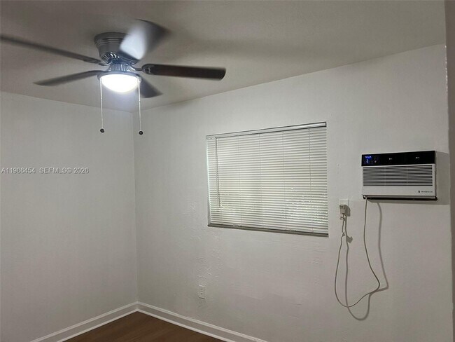 Building Photo - 180 NE 71st St