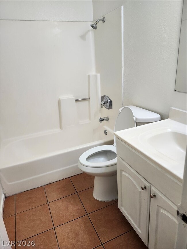 Building Photo - 3437 E Cheyenne Ave